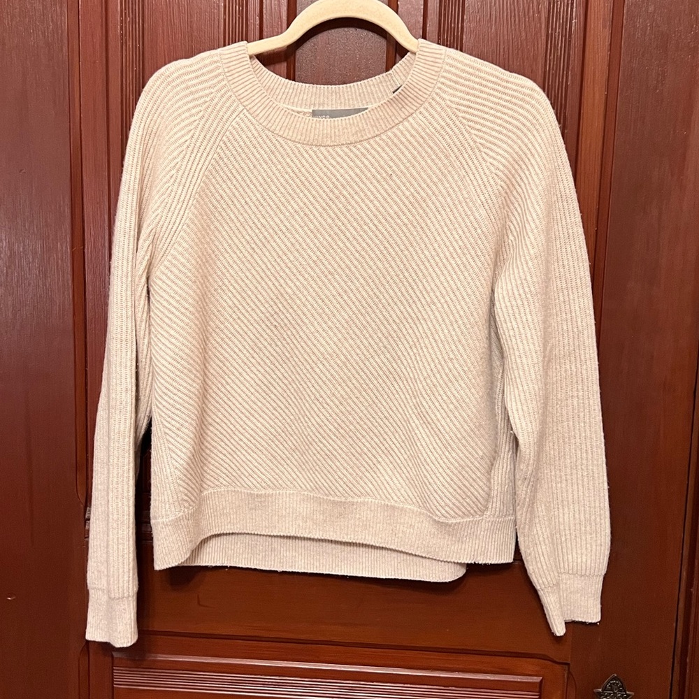 EUC Vince wool cashmere ivory cream sweater